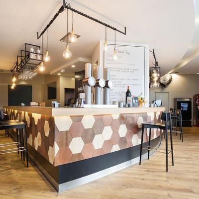 REFORMA RESTAURANTE BREAK TIME - A CORUÑA