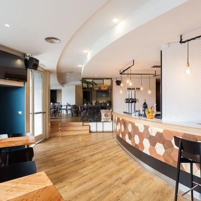 REFORMA RESTAURANTE BREAK TIME - A CORUÑA