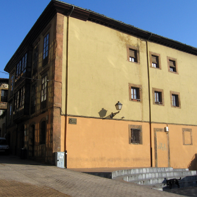 Rehabilitación De Fachada De Edificio De Viviendas En Oviedo