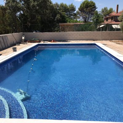 Piscina en jardin