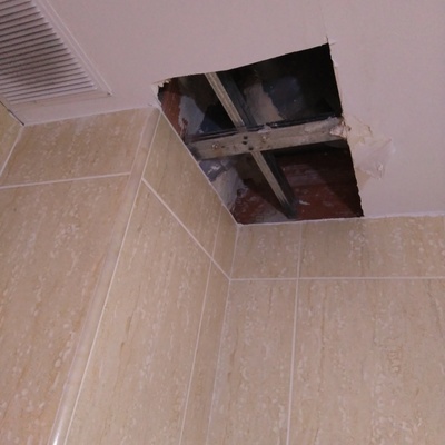 Reparación en techo de pladur