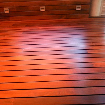 RESTAURACIÓN TARIMA EXTERIOR IPE