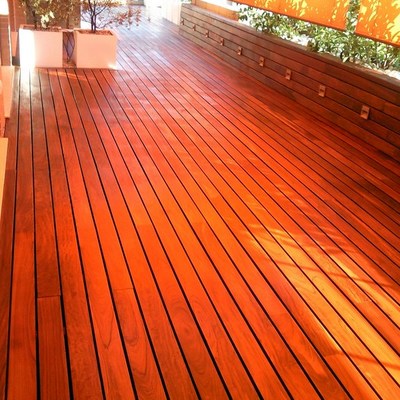 RESTAURACIÓN TARIMA EXTERIOR IPE