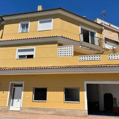 Impermeabilización y restauración de fachadas.