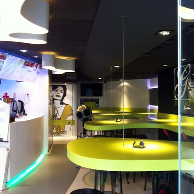 Restaurante pizzeria. Insonorización y decorativos