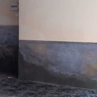 Capilaridad: Doble tratamiento en local comercial