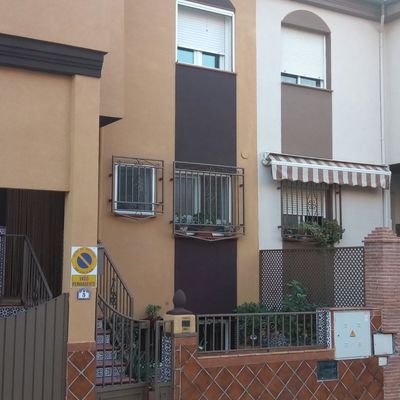 Revestimiento de fachada con corcho proyectado