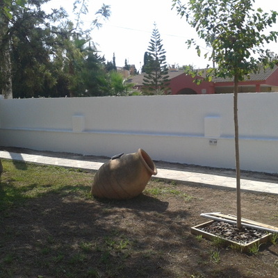 Revestir muro y pintar