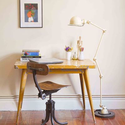 Rincón de trabajo estilo industrial