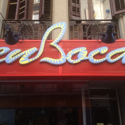 Rotulo letras corpóreas