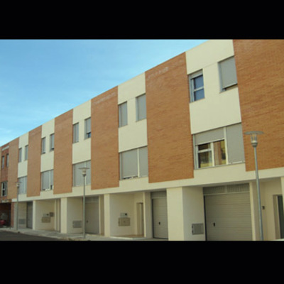 SAC3 arquitectes. 10 viviendas unifamiliares adosadas en L'Olleria.