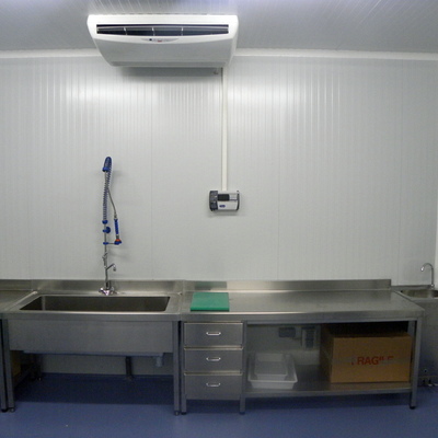 Sala de preparaciones climatizada.