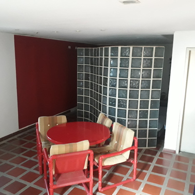 Diseño y Construccion de Casa de playa con piscina, cancha, solarium y aviario