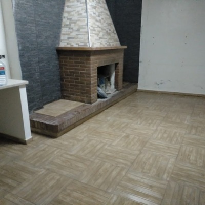 CASA CON PISICINA Y BUHARDILLA