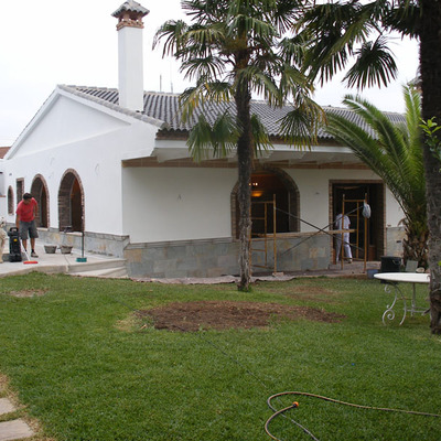 Construcción de salon de reuniones familiares.