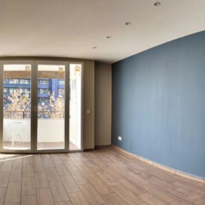 Salón y pasillo repartidor