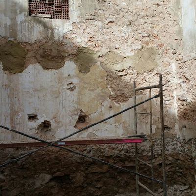 rehabilitacion de corral casa vieja de pueblo