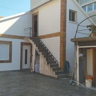 Casa aldan suelo y fachada de sate e impreso vertical