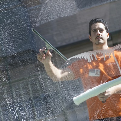 Servicio Limpieza de Cristales de Zonas Comunes