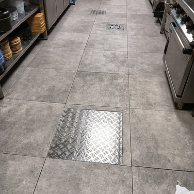 Cambio de suelo en Cocina Restaurante