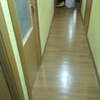 Cambia el suelo y las puertas de tu casa