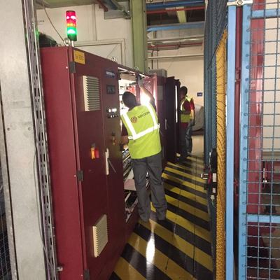 Trabajos electricos en cuadros industriales