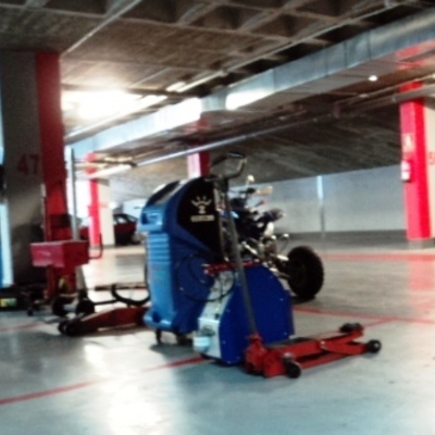 TALLER MECÁNICO EN AV PORTUGAL (TOLEDO)