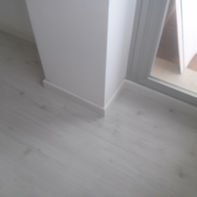 Instalacion suelo laminado vivienda torrent