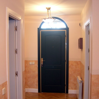 Tierras dos tonos en entrada.