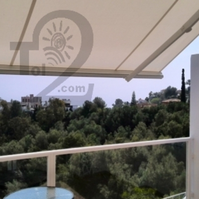 Toldo Con Motor De Brazos Extensible En Granada