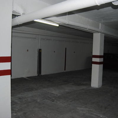 Reparacion y pintura garaje comunitario