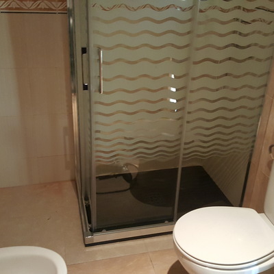 Cambiar Bañera por Plato de Ducha y Mampara