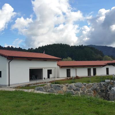 CONSTRUCCION DE CASA RURAL MUNGUIA