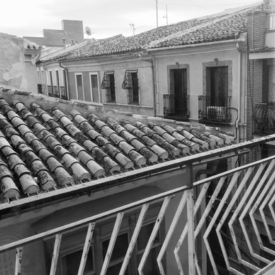 DIVISIÓN DE VIVIENDA EN DOS INMUEBLES.