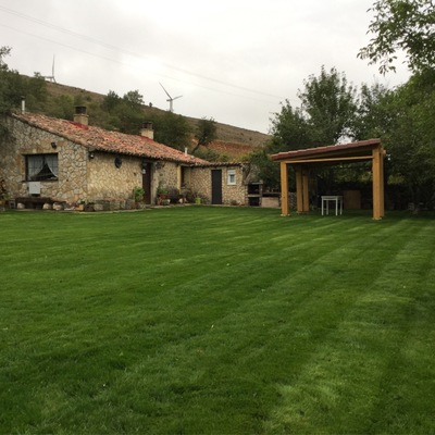 Reforma de jardín e instalación de riego en San Pantaleòn del Páramo