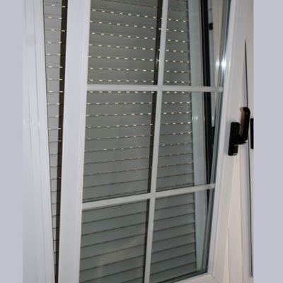 Ventana oscilobatiente