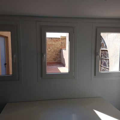 Ventanas en casa particular