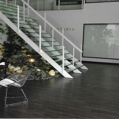 Instalación Parquet Wenge en oficina central de Pell Bella en Mataró 