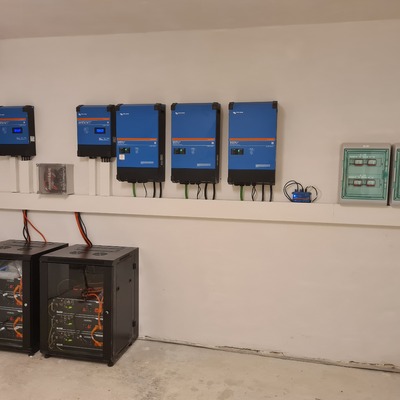 Despierta tu Espacio con Energía Limpia: Pérgola Solar y Almacenamiento Renovable"