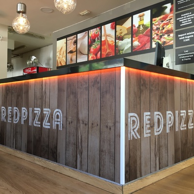 Decoración interior y exterior de local comercial