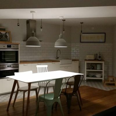 Vista de comedor y cocina 