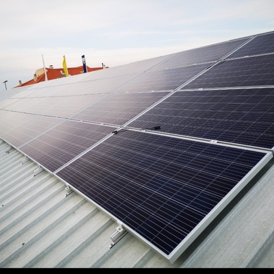 AUTOCONSUMO FOTOVOLTAICO CONCESIONARIO Y TALLER