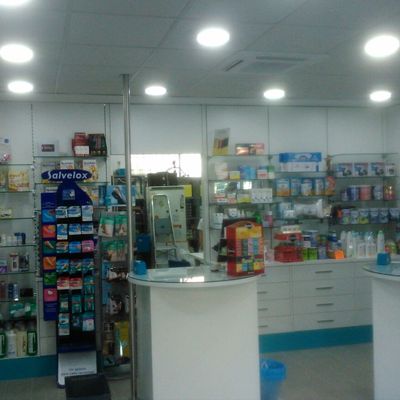 Equipamiento del mobiliario de la farmacia Kansas City