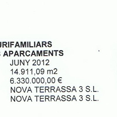 EDIFICIO DE 34 VIVIENDAS PLURIFAMILIARES Y 24 VIVIENDAS EN HILERA CON APARCAMIENTO COMÚN