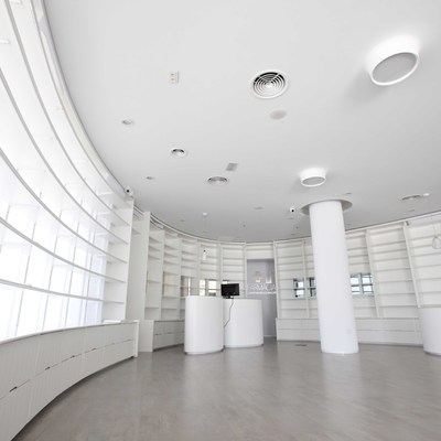 Nueva farmacia en el campus de la salud.