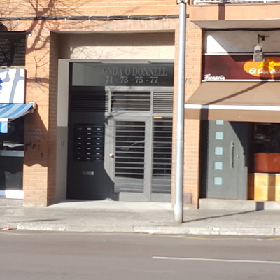 Reforma entrada bloque rda. O d´Onnell 73-75