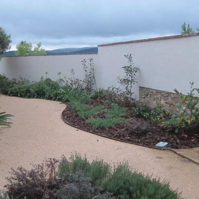 Jardín de vivienda unifamiliar en Manzanares el Real