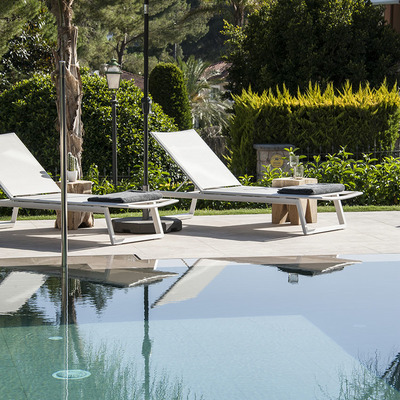 Zona de tumbonas - Castillo Hotel Son Vida Residences