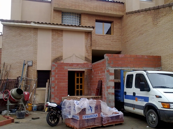 Acceso vivienda en obras