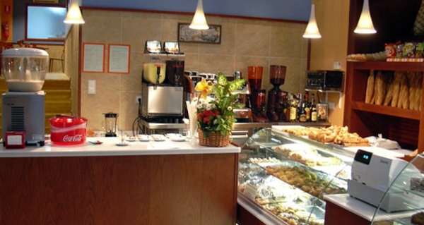 Cafeteria Bellver ( Moncada )